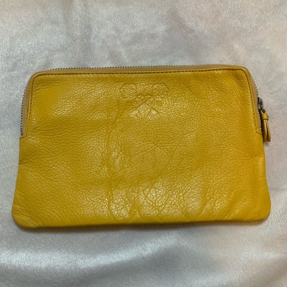 Gap leather pouch - Picture 1 of 8